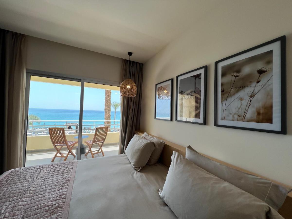 Ocean Blue Beach Resort Jbeil Byblos Exterior foto