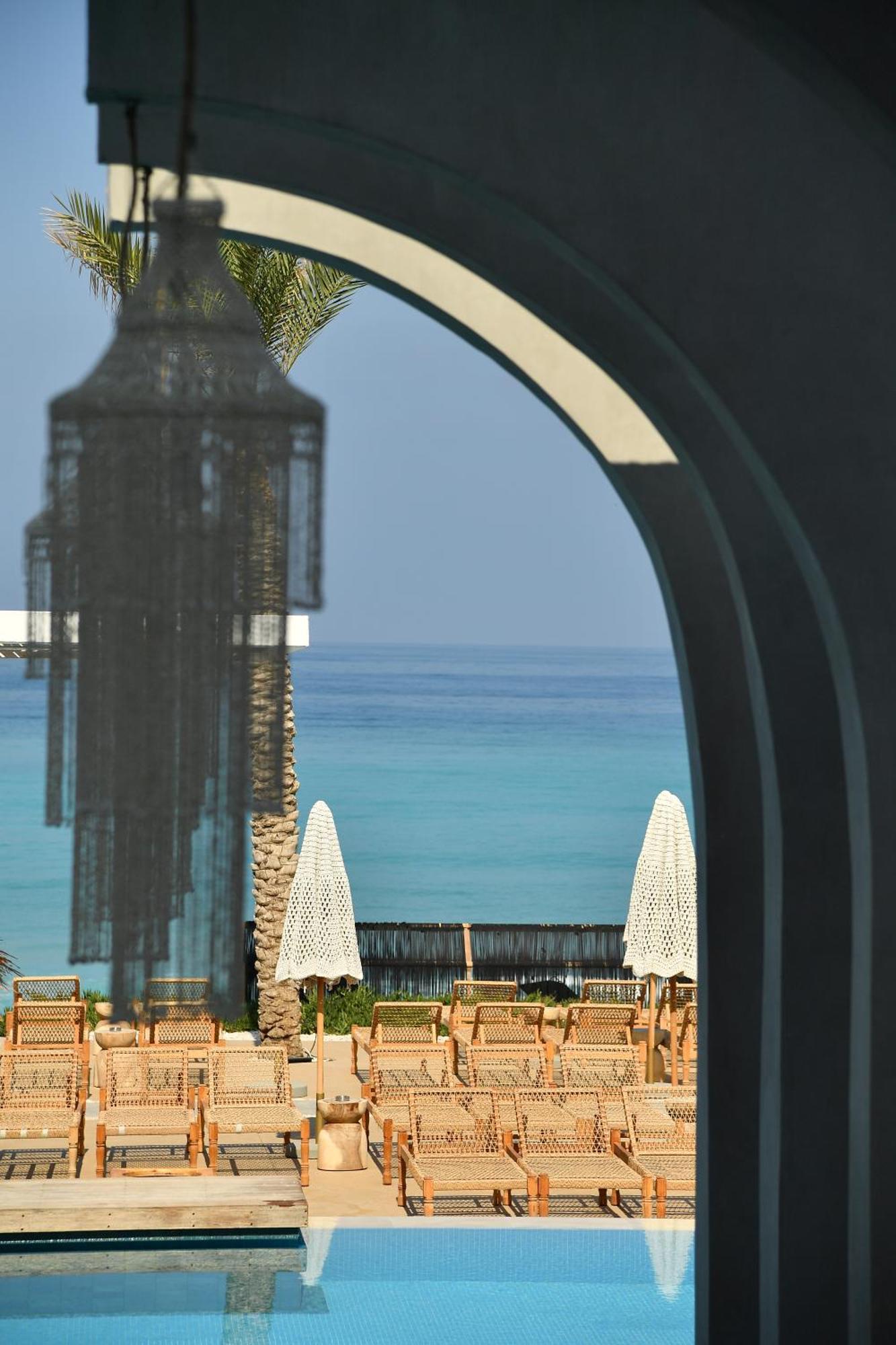 Ocean Blue Beach Resort Jbeil Byblos Exterior foto